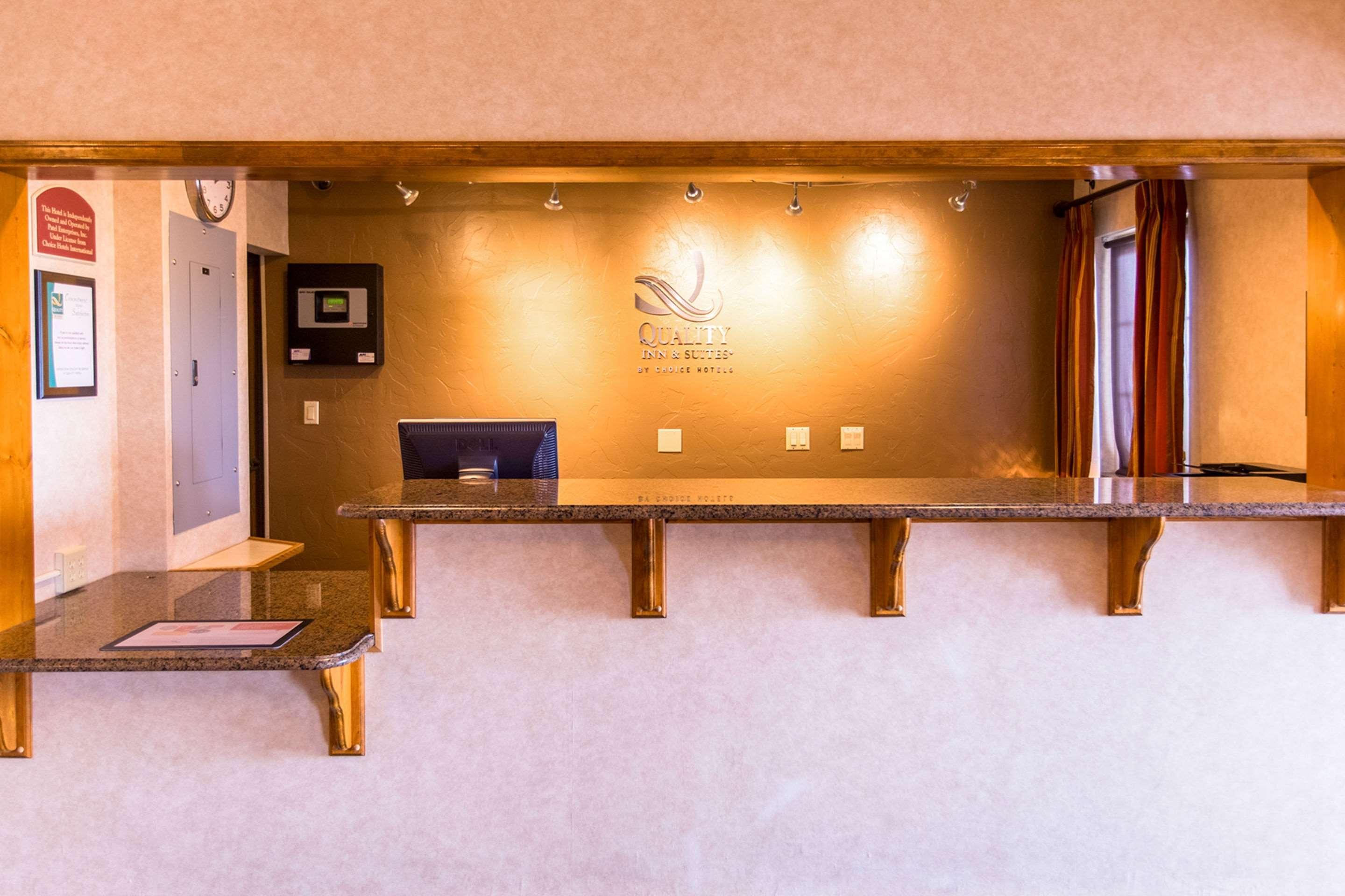 Quality Inn & Suites University Laramie Buitenkant foto