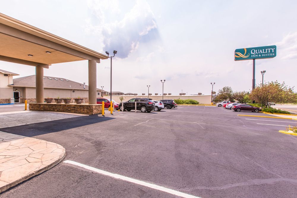 Quality Inn & Suites University Laramie Buitenkant foto