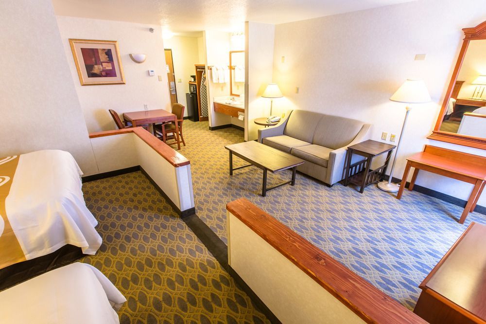 Quality Inn & Suites University Laramie Buitenkant foto